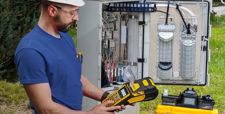 Telecom Installer Cable Cabinet PIA M610 lowres