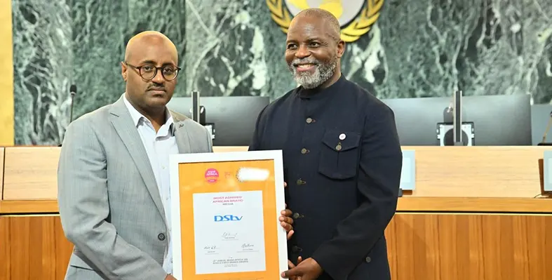 DStv_receiving_an_award