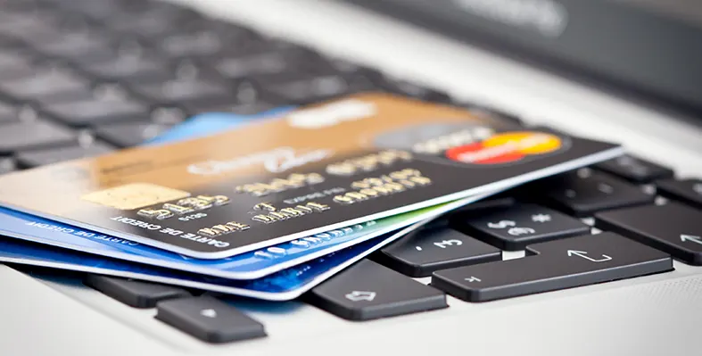 Mastercard's_debit_and_credit_card_on_a_keypad_for_display