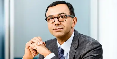 A headshot of Vivek Badrinath