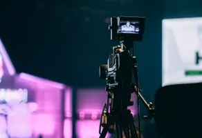 joshua hanson 8XzRRB54LGg unsplash