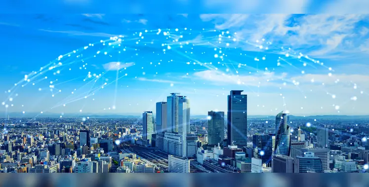 African_city_showcasing_connectivity