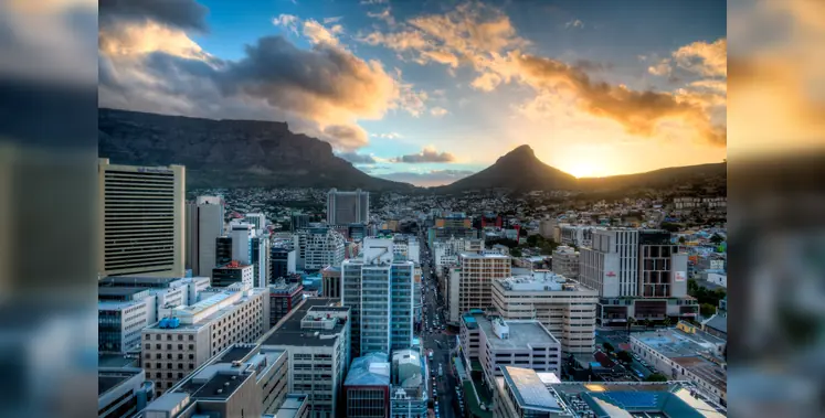 South_Africa's_CapeTown_cityview